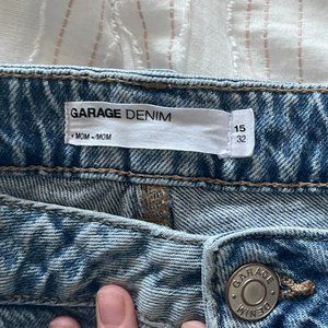 Garage Demi, Mom Jeans